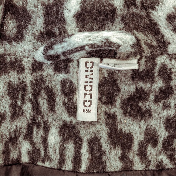 H&M Divided Leopard Peacoat - Picture 4 of 5